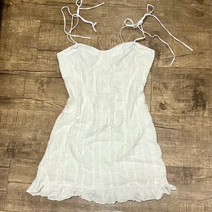 Princess Polly White Eyelet Lace Ruffle Hem Bustier Mini Dress US 4 thumbnail 2