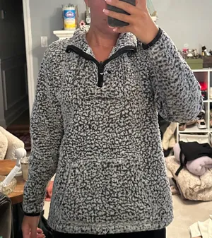 PINK Victoria’s Secret Fleece Pullover thumbnail 3