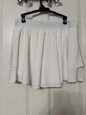 Lululemon Skirt White thumbnail 2