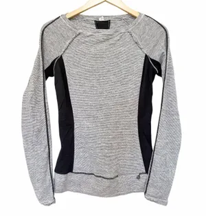 Lululemon Full Tilt Gray Black Long Sleeve Shirt Sz 6 thumbnail 1