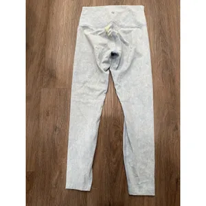 Lululemon Wunder Under Leggings Womens 6 Gray‎ Inseam 26 in Athleisure W5BY1S thumbnail 2
