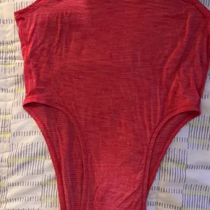 Lululemon tank thumbnail 3