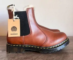 Dr. Martens Leonore Faux Fur Lined Women's Pull On Boot Size 10 SKU#243177 thumbnail 1