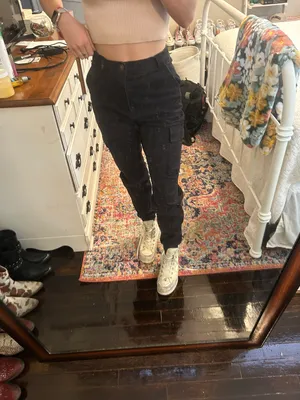 Hollister Cargo Pants thumbnail 1