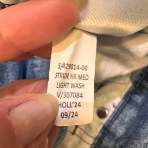 2 Gap High Rise Stride Wide-Leg Jeans 29/8P Cargo & Light Wash Petite thumbnail 6