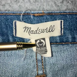 Madewell High Rise Slim Boyjean Women 32‎ Distressed Raw Hem Crop Medium Wash thumbnail 9