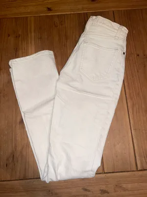 Abercrombie 90s Ultra High Rise Jeans thumbnail 1