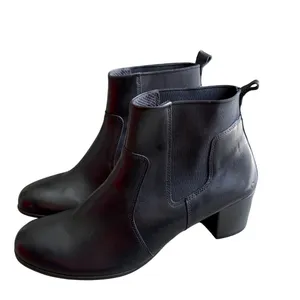 ECCO Booties‎ Black Leather Block Heel Chelsea Ankle Boots Size US 8.5 NEW thumbnail 3