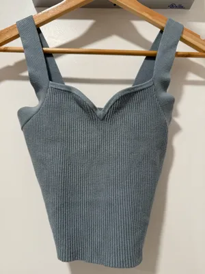 Abercrombie & Fitch tank top thumbnail 3