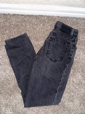 Ultra High-Rise 90s Straight Jeans Abercrombie thumbnail 3