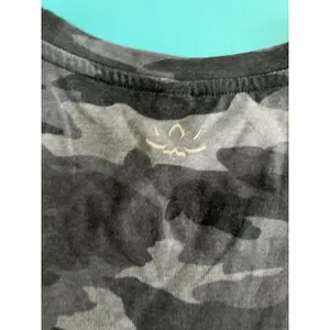Beyond Yoga Women's M Gray/Black Camo Cropped Tank Top Crew Neck Sleeveless thumbnail 4