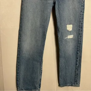 Levi’s 501 Lightly Distressed High Rise Waist Straight Leg Denim Blur‎ Jeans 24 thumbnail 5