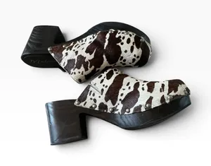 Matisse chunky wooden heel cow hair leather clogs brown and white slip on mules thumbnail 1