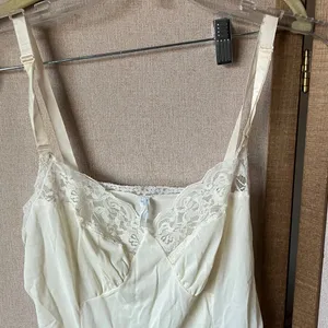 FINAL MARKDOWN Lace Trim vintage slip 36 thumbnail 3