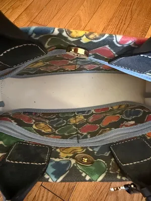 Dooney & Bourke colorful Hearts Print Tote Handbag Multicolor NO STRAP thumbnail 5