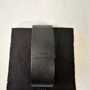 Prada Hard Case Black For Sunglasses Black Faux Leather Cloth Flip Top Magnetic thumbnail 7