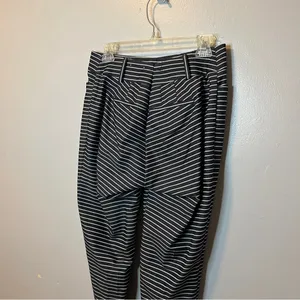 The Riviera Pant Black White Striped Slim Fit Ankle Pants Size 6 thumbnail 4