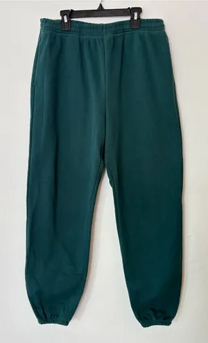 Beyond Yoga On The Go Jogger Size Medium Dark Spruce Green thumbnail 1
