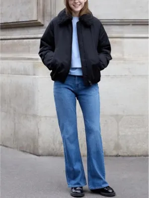 Uniqlo Bootcut Jeans NWT Blue 24inch thumbnail 2