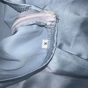 Blue satiny mini dress thumbnail 8