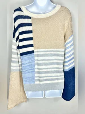New Me Striped Colorblock Bell Sleeve Sweater Size Medium thumbnail 5