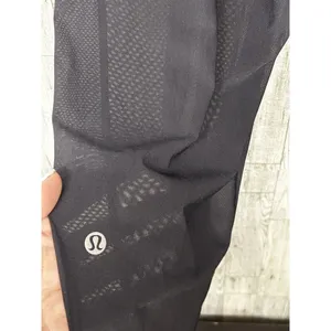 Lululemon Sunsetter Black HR Flowy Mesh Lightweight 28" Jogger Pants Size 6 thumbnail 4