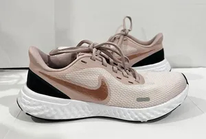 Nike Running Revolution 5 Pink Blush Gold Sneakers Size 6.5 Slip-On Lightweight thumbnail 1
