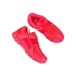 New NIKE Air Zoom Vomero 5 'Hot Punch’ thumbnail 2