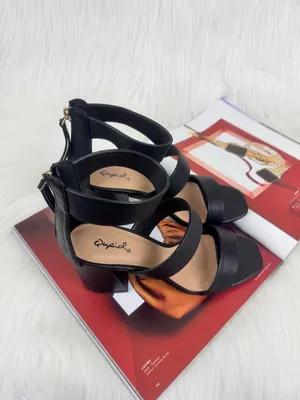 Women's Qupid Dorcas Faux Leather Multi Strap Block Heel Sandals Black Size 8 thumbnail 3