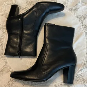 Bass Roma Black Leather 3” Heels Ankle Boots Booties Women’s Size 9 Professional thumbnail 1