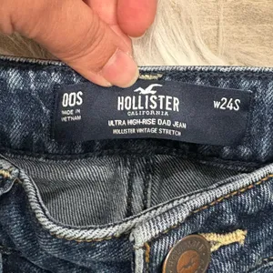 Hollister Dark Blue Ultra High-Rise Dad Jeans Size 00 Short thumbnail 3