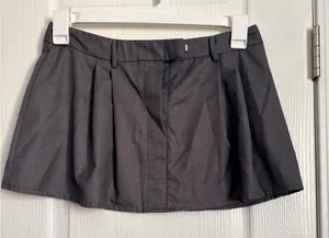 Princess Polly Grey Pleated Mini Skirt - US 4 / AU 8 thumbnail 1