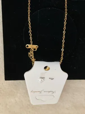 Gold Leaf Charm Long Necklace - Women's Jewelry thumbnail 4