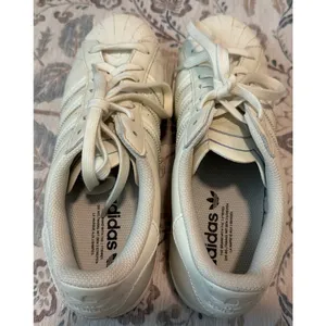 Adidas Superstar Off-White Women’s Size 9 Sneaker H03916 Low Top Shell Toe thumbnail 6
