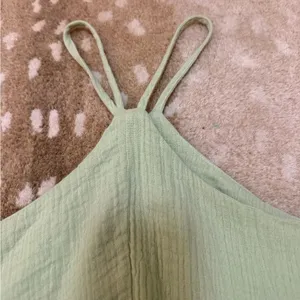 How very loved BNWOT lime green flowy halter tank blouse women’s size large thumbnail 5