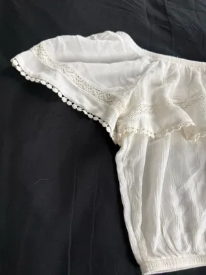 H&M + Coachella Cream Lace PomPom Off The Shoulder Top thumbnail 4
