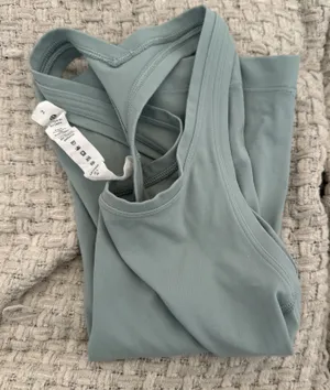 Lululemon green/blue racer back top thumbnail 2