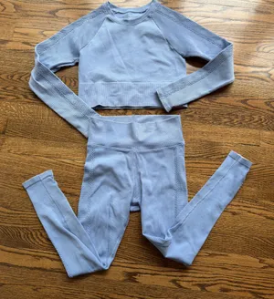 Aerie Offline Matching Set thumbnail 1