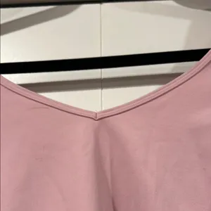 Lululemon align‎ long sleeved cropped workout top small thumbnail 3