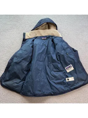 Patagonia Navy Down Hooded Parka Jacket Small Fleece Lined Worn Wear Winter Coat thumbnail 4