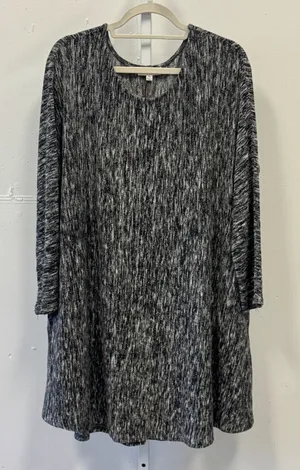 Umgee USA 1XL Black White Space Dye Knit Tunic Top Long Sleeve Pockets thumbnail 1