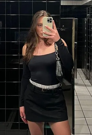 Zara Mini Skirt thumbnail 2
