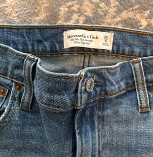 Jeans thumbnail 4