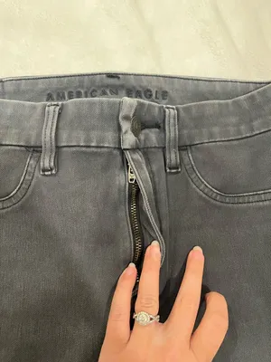 American Eagle The Dream Jean - High Waisted Jegging - Size 6 thumbnail 3
