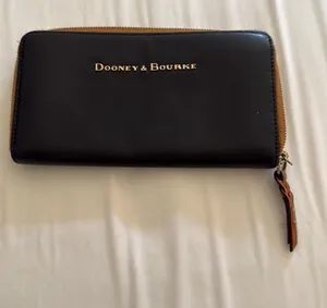 Dooney & Bourke black leather wallet. thumbnail 1