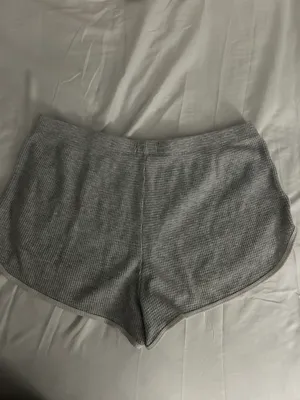 Aritzia TNA Shorts thumbnail 4