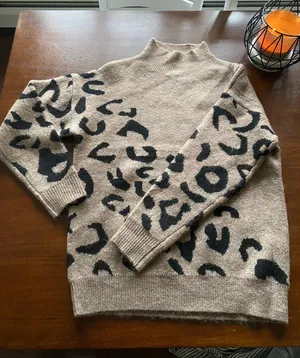 Sweater Brown thumbnail 1