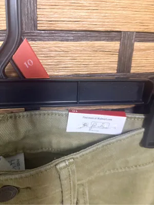 Time and tru green High rise barrel Bermuda shorts size 10 thumbnail 4