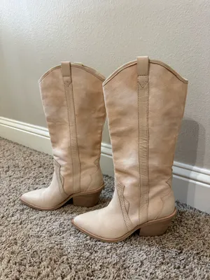 Dolce Vita Navene Boots thumbnail 4