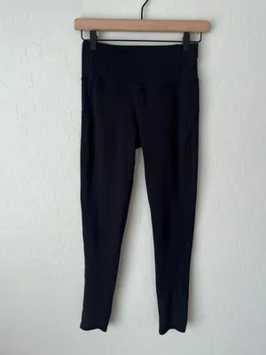 Vuori pace high rise reflective leggings black small thumbnail 7
